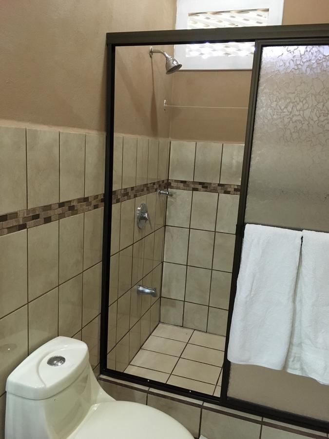 Hotel Hacienda El Rodeo Vueltas Екстер'єр фото